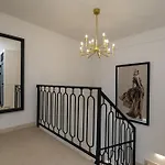 Mariva Villa