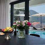Mariva Villa *